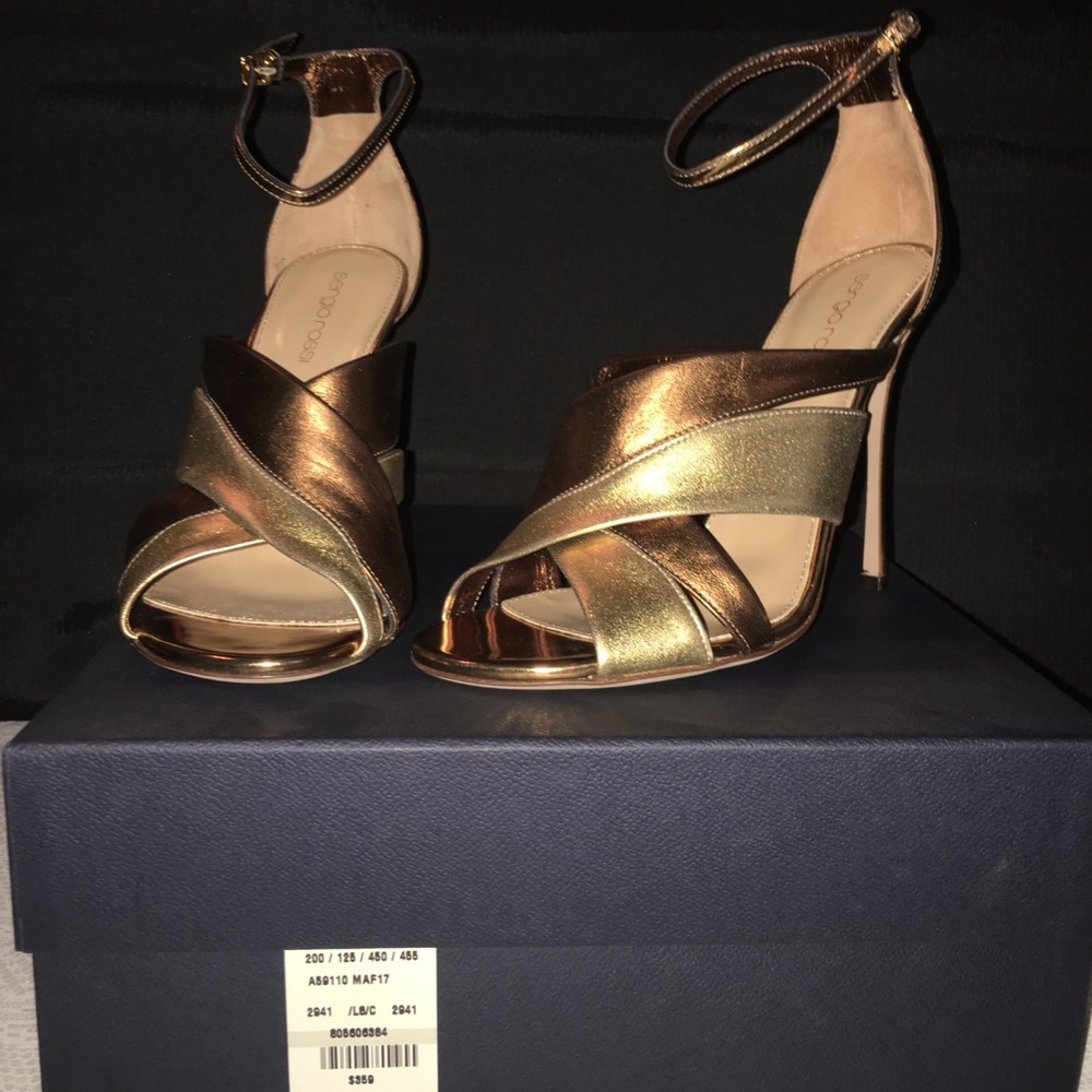 Sergio Rossi Metallic Gold Heels - Size 39